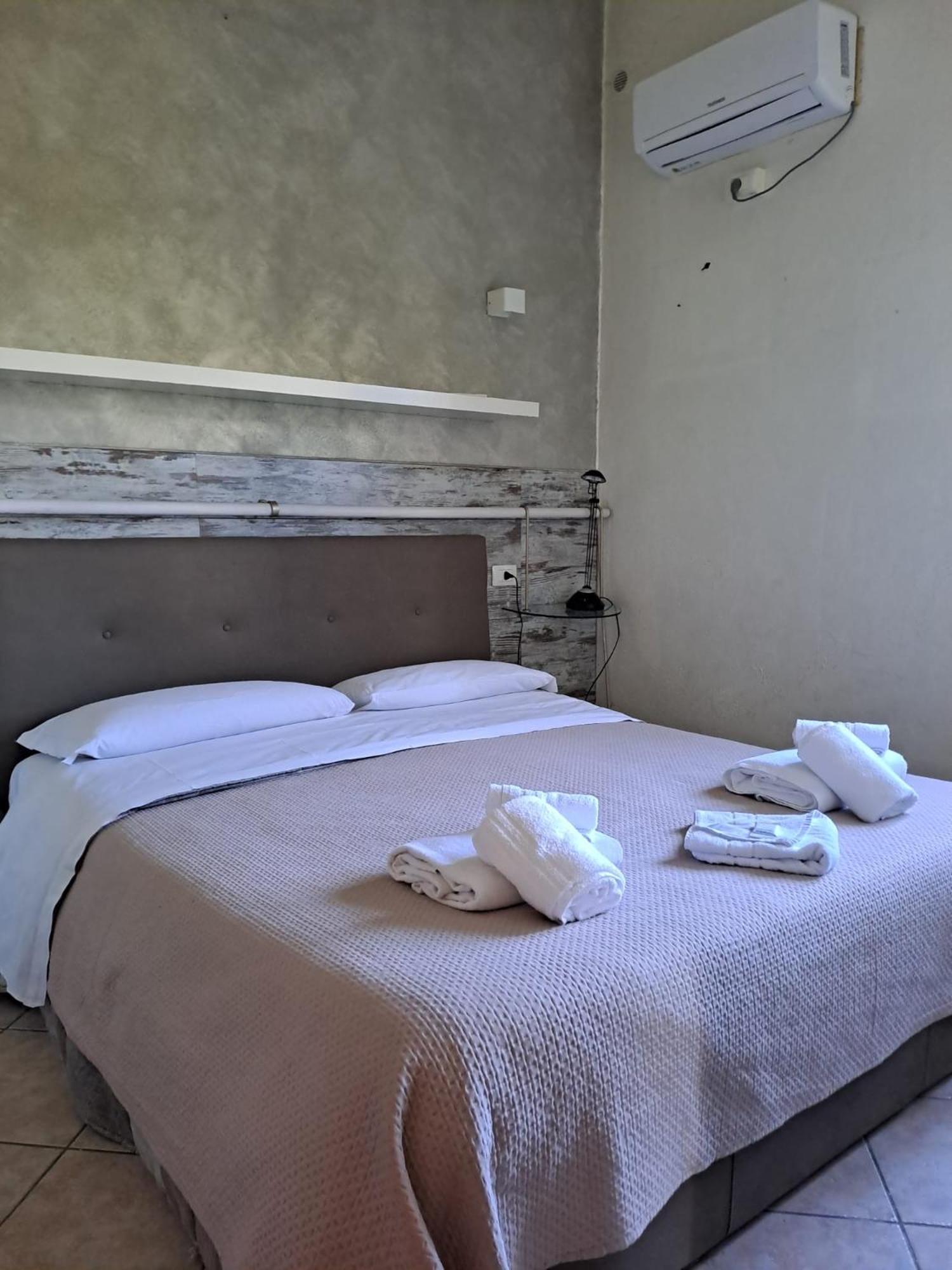 Agriturismo Torre Flavia Ladispoli Bagian luar foto