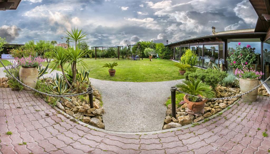 Agriturismo Torre Flavia Ladispoli Bagian luar foto